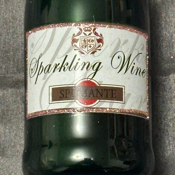 Bottle of wine ornament - Picture 2 of 5